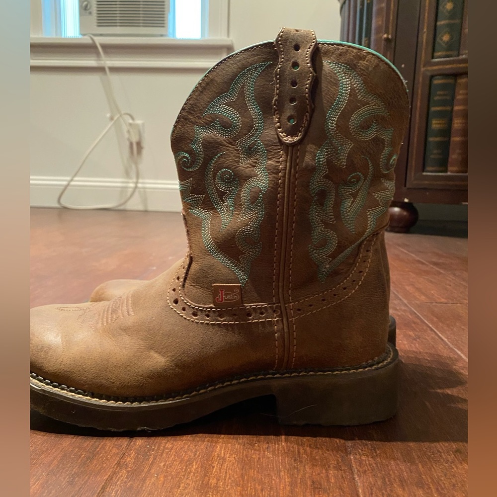 Justin’s Gypsy Round Toe